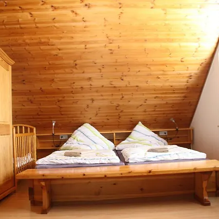 Ferienwohnung Haus Sura דירה